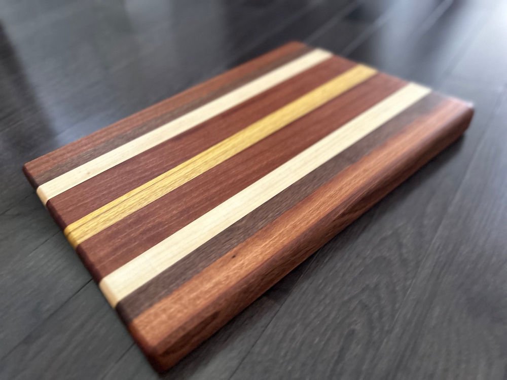 African Sapele and Canary Wood Cutting Board - CUB-ED001